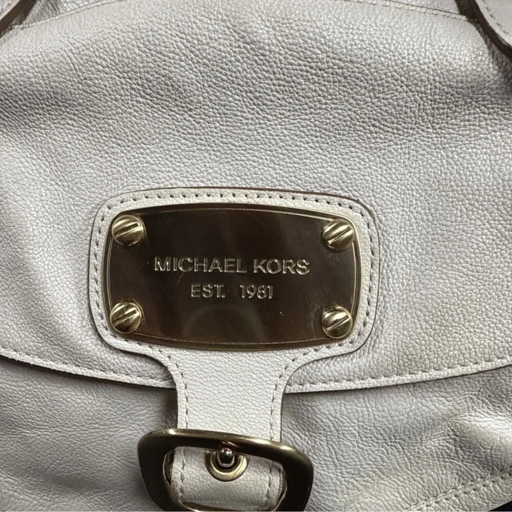 Michael Kors elegant cream